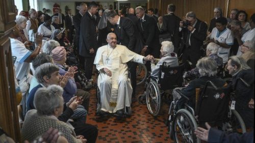 François: la mort n'est pas la fin de tout mais un nouveau commencement