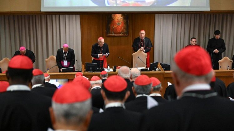 கர்தினால்கள் அவைக்கூட்டம்