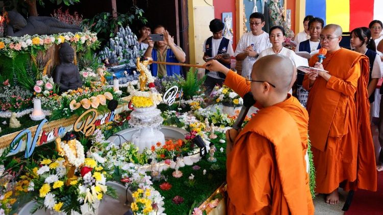 رسالة دائرة الحوار بين الأديان بمناسبة عيد الفيساك البوذي