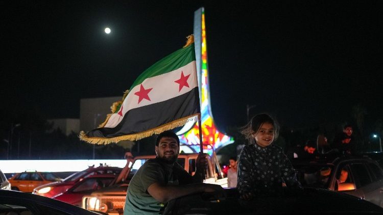 Syrians celebrate lifting of US sanctions after President Sharaa's speech