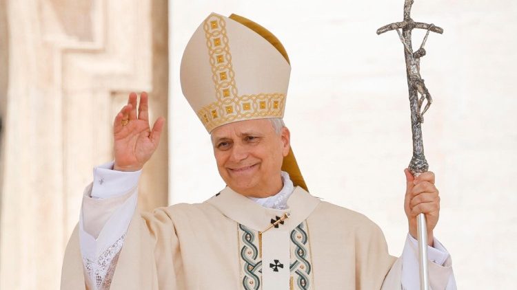 Insediamento di papa Leone XIV, anello del Pescatore al dito