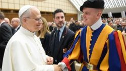 ++ Il Papa alla Curia, costruiamo unita', via incomprensioni ++