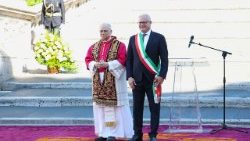 Popiežius Leonas ir Romos meras R. Gualtieri