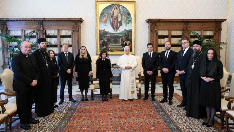 Pope Leo XIV receives the president of North Macedonia