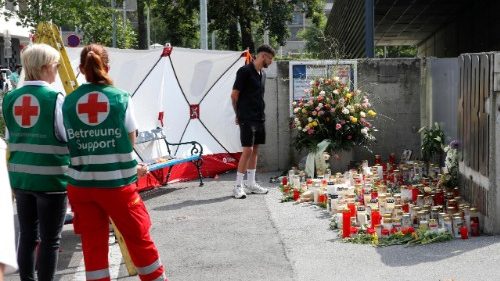 Oración del Papa por las víctimas de la tragedia en una escuela en Austria
