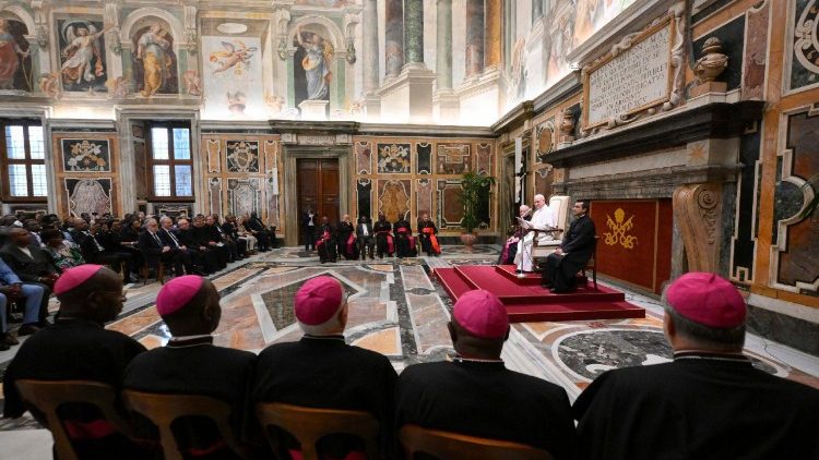 Leó pápa a kongói zarándokokkal 