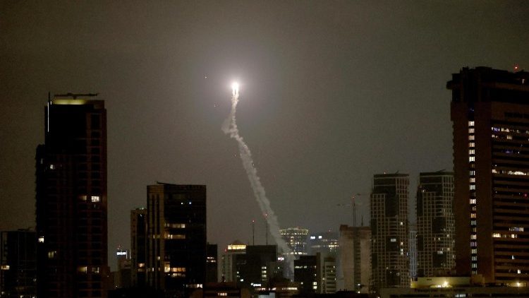 باتون: الحرب لا تقضي على الأمل في الأرض المقدسة