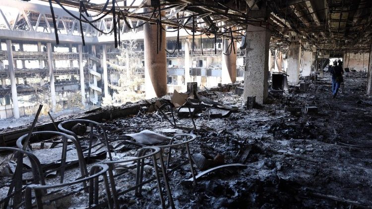 Israel countinues airstrikes on Iran