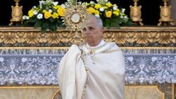 Il Papa a Santa Maria Maggiore, benedizione solenne