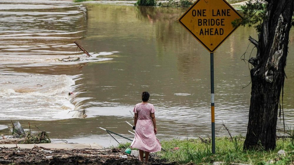 SCATTIDELGIORNO: Dozens killed in Texas floods