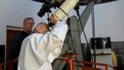 In anniversario allunaggio Papa Leone visita Specola vaticana