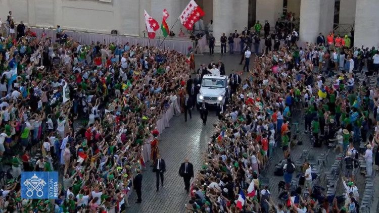 Լեւոն ԺԴ. Պապին անակնկալը երիտասարդներուն.