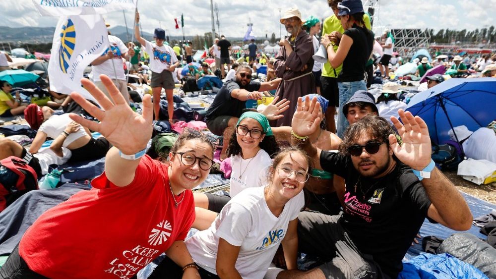 Pope Leo XIV celebrates the prayer vigil for the Jubilee of Youth