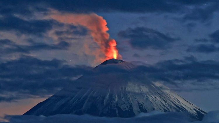 Klyuchevskoy volcano erupts in Russia's far eastern Kamchatka Peninsula