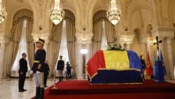 Domnul Ion Iliescu, fost președinte al României, a decedat la 5 august 2025, la vârsta de 95 de ani