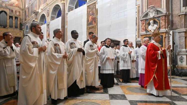 Leo XIV. ist der erste Papst aus dem Augustinerorden. Hier bei der Eröffnung des Generalkapitels des Augustinerordens am 1. September 2025