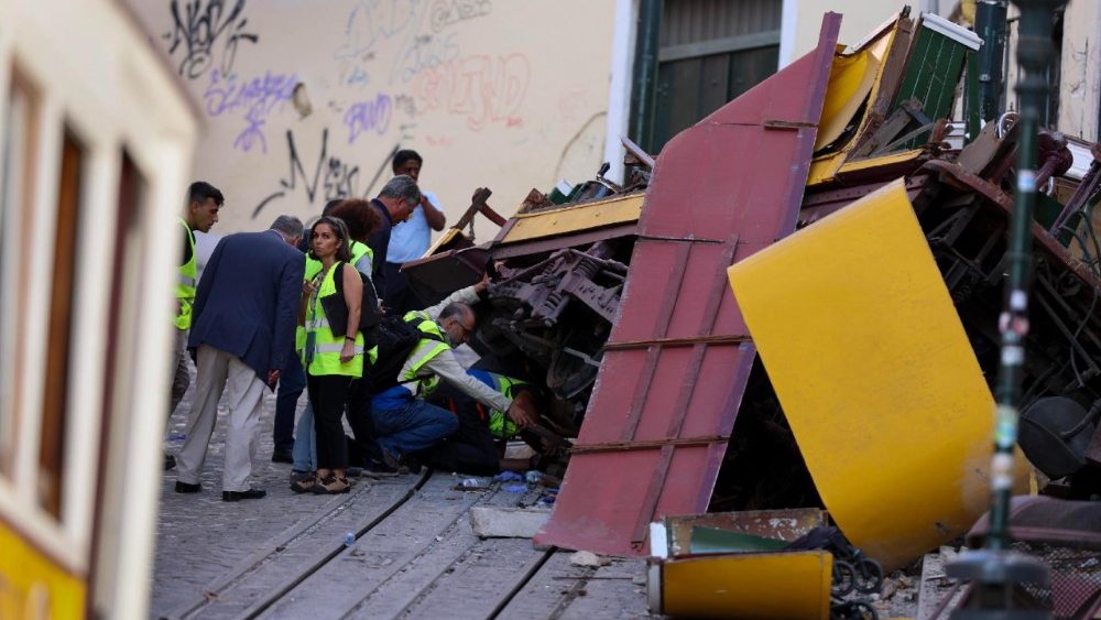Aftermath of the Gloria funicular derailment in Lisbon