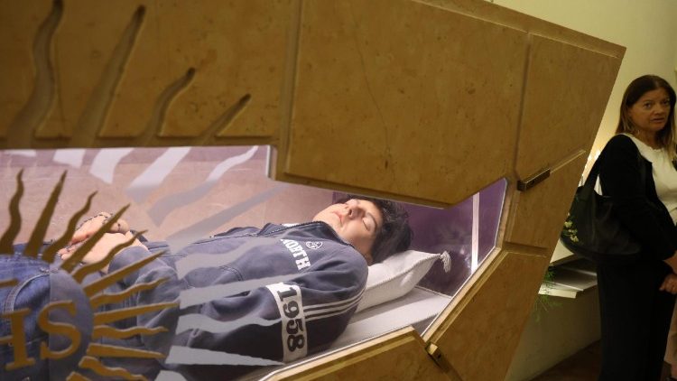 संत कार्लो अकुतिस