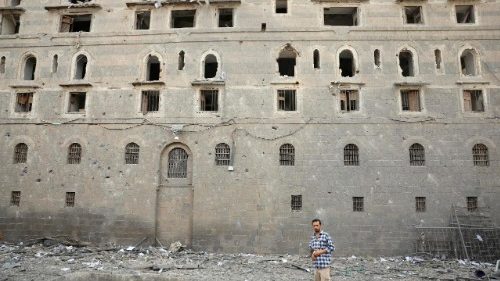 Israele attacca lo Yemen. Il Parlamento UE chiede di riconoscere la Palestina