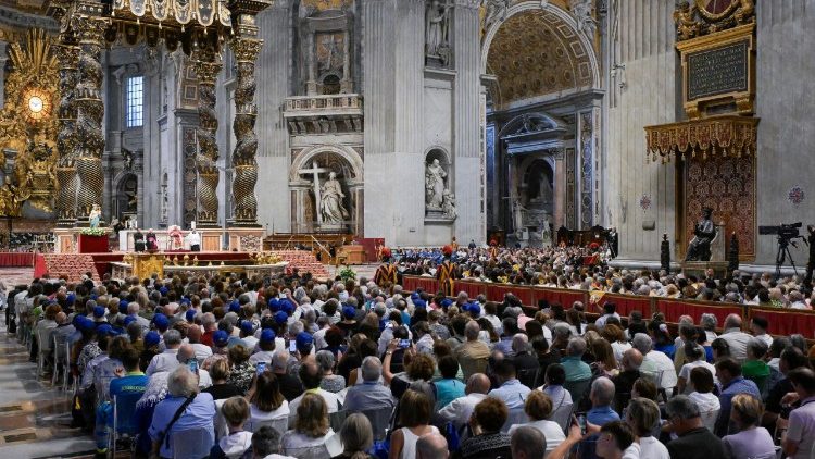 ஆறுதல் அளிப்பவர்களுக்கான யூபிலியில் பங்கேற்றோர் 