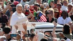 संत पापा लियो बुधवारीय आमदर्शन समारोह में