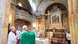 Il Papa, messa a Sant'Anna, parrocchia degli agostiniani
