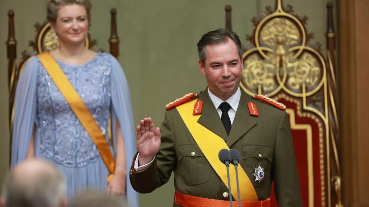 Великият херцог на Люксембург със съпругата си