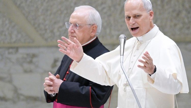 Papst Leo bei der Begegnung mit Ordensleuten