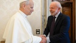 Papa Leoni XIV pret Luiz Inacio Lula da Silva, presidentin e Republikës Federative të Brazilit (@Vatican Media)