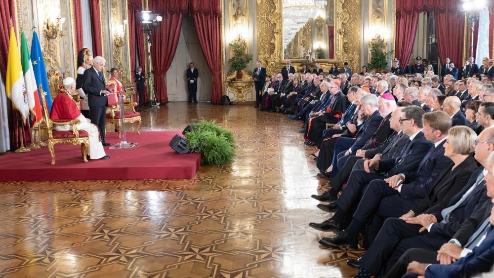 IL PAPA DA MATTARELLA, PRIMA VISITA AL QUIRINALE