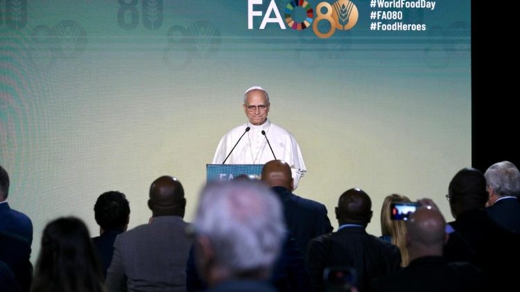 スピーチを行う教皇レオ14世　 10月16日　ローマ・国連食糧農業機関本部