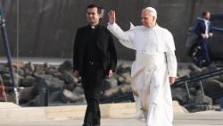 ஓஸ்தியா கடற்கரையில் திருத்தந்தை  