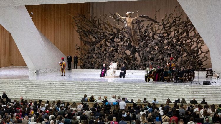 रोमा, सिंटी और खानाबदोशों की जयंती में भाग लेने वालों को संत पापा का संदेश