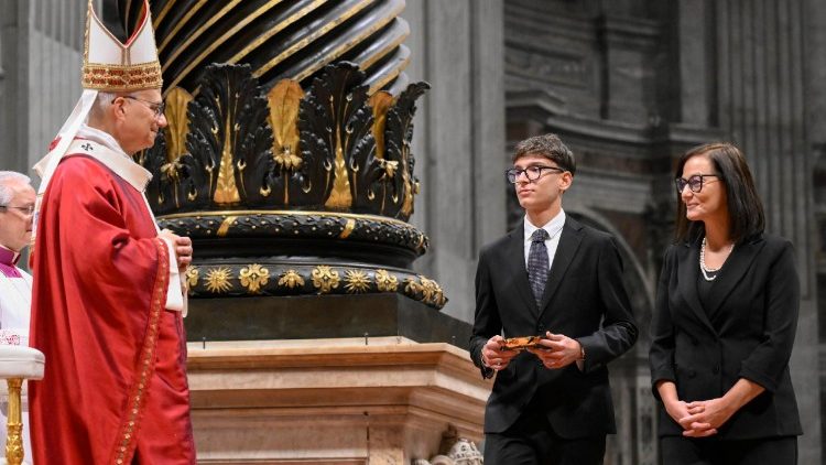 Pápai szentmise a Nevelés jubileumi zarándoklata alkalmából a Szent Péter-bazilikában