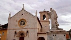 A nove anni dal sisma la basilica San Benedetto di Norcia torna ai fedeli