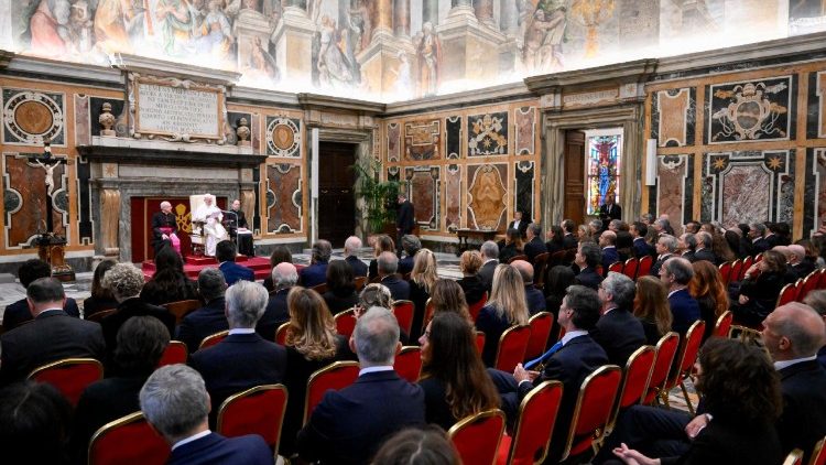 البابا لاوُن الرابع عشر يستقبل أعضاء المجلس الاستشاري لأكاديمية RCS الإيطالية ٧ تشرين الثاني نوفمبر ٢٠٢٥