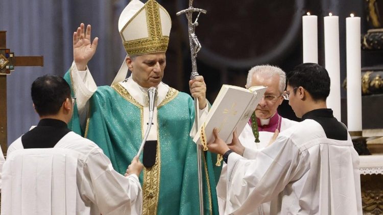 വിശുദ്ധ കുർബാന വേളയിൽ പാപ്പാ 