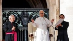 Udienza giubilare, papa Leone in piazza San Pietro