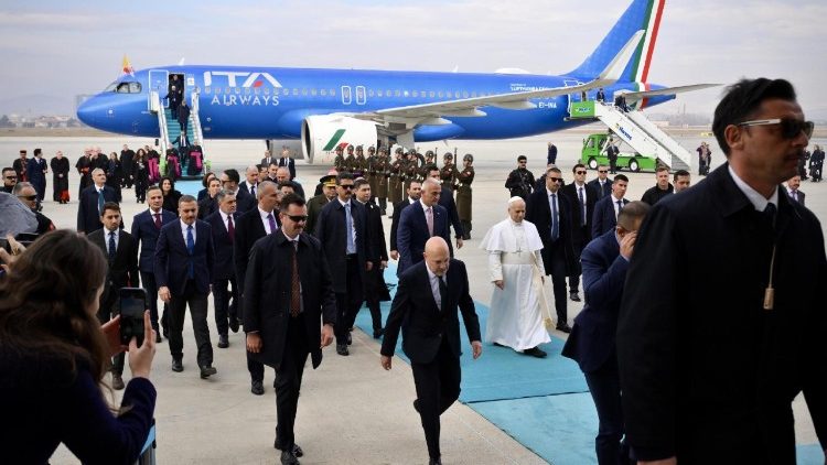 सन्त पापा लियो 14 वें का तुर्की में आगमन, 27.11.2025