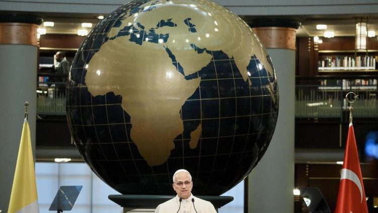 SCATTIDELGIORNO - Papa Leone XIX con Erdogan alla Nation's Library di Ankara