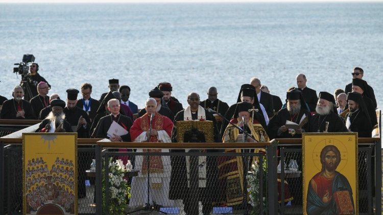 La rencontre œcuménique de prière sur les rives du lac d'Iznik (Turquie) pour commémorer le 1700e anniversaire du Concile œcuménique de Nicée, le 28 novembre 2025. 