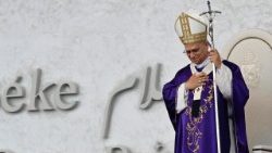 पोप लियो 14वें लेबनान में अंतिम ख्रीस्तयाग के दौरान 