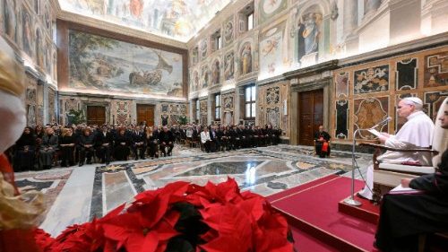 Papa incontra promotori e artisti del "Concerto di Natale"