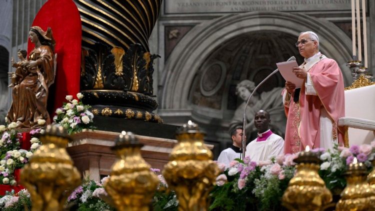 कैदियों की जयन्ती पर ख्रीस्तयाग अर्पित करते संत पापा लियो 14वें