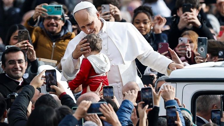 संत पापा आमदर्शन समारोह में