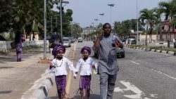 Weihnachtsspaziergang in Lagos, Nigeria, an diesem Freitag, 26.12.2025