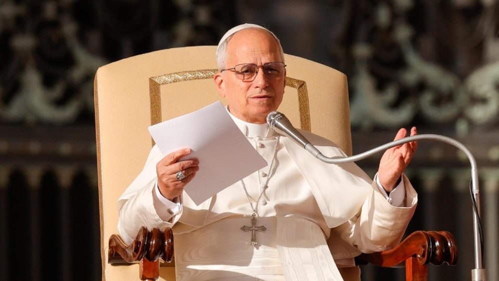 Papa Leoni XIV gjatë audiencës së përgjithshme në Sheshin e Shën Phetrit në Vatikan, 31 dhjetor 2025