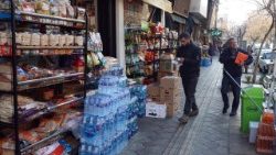 Algumas lojas em Teerã: foram justamente os pequenos comerciantes que iniciaram os protestos