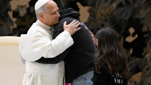 Le Pape &agrave; un jeune &laquo;inquiet&raquo;: le temps est un ma&icirc;tre et gu&eacute;rit toutes les blessures
