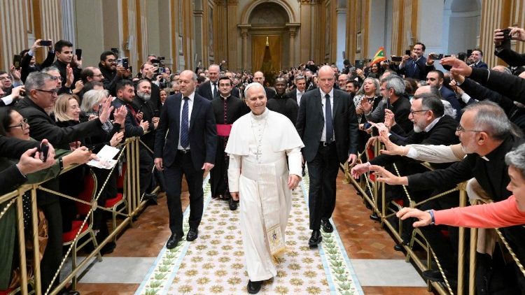 കൂടിക്കാഴ്ചയ്ക്കായി പാപ്പാ എത്തുന്നു